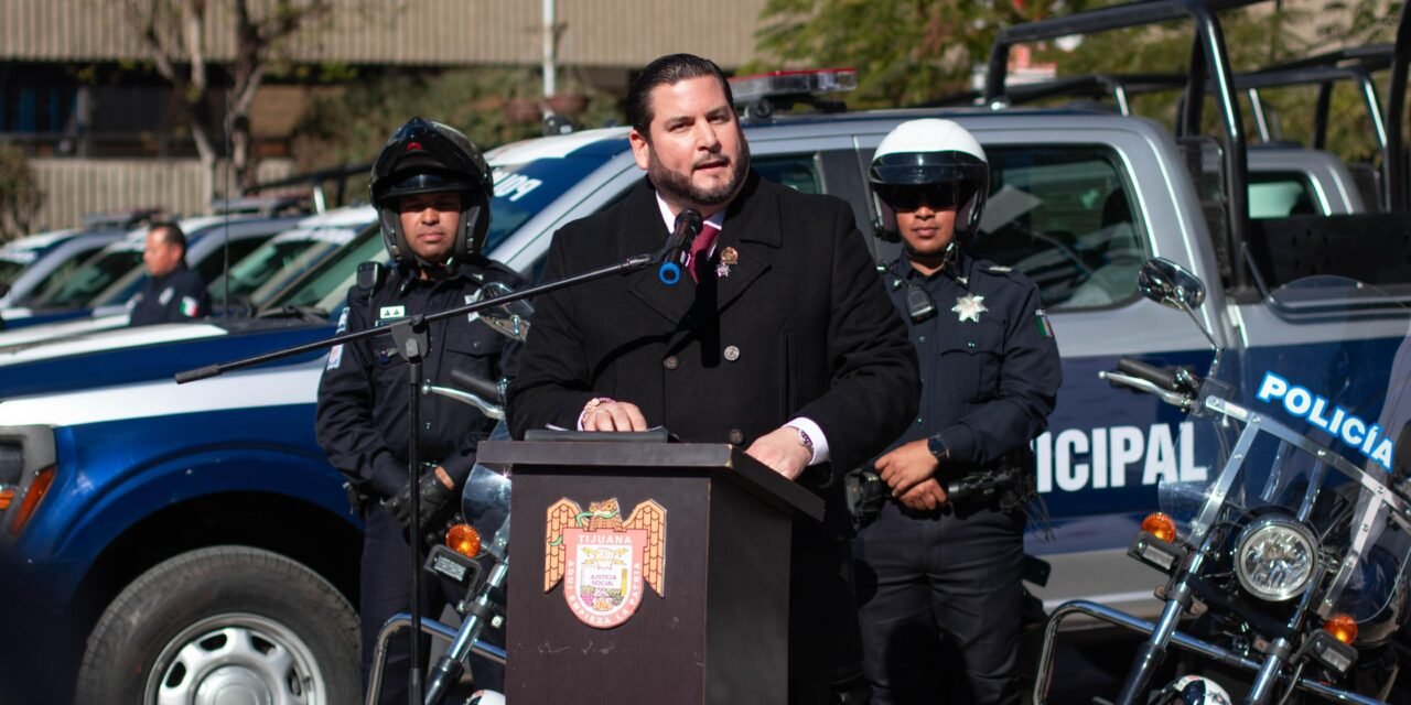 140 NUEVAS UNIDADES Y 215 ARMAS FORTALECEN A LA POLICÍA DE TIJUANA